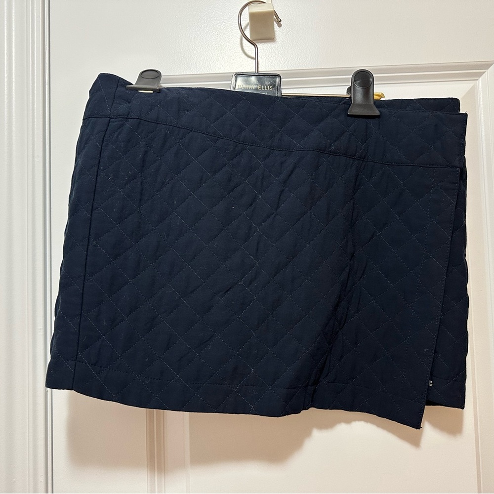 Abercrombie & Fitch Quilted Black Mini Skirt